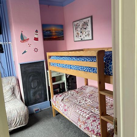 Bed and Breakfast Henrys On The Prom Great Yarmouth Zewnętrze zdjęcie